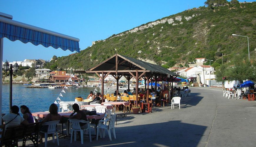Taş Avlu Boutique Hotel. Izmir, Karaburun'da harika deniz manzaralı lüks butik otelimizde konaklamanın keyfini yaşayın.